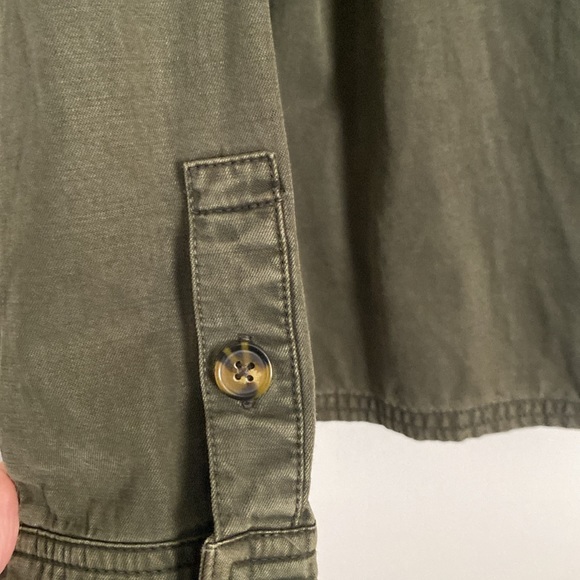 Lucky brand shacket, army green, size L - Picture 6 of 10